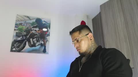 soy_apolo online show from December 18, 5:08 pm