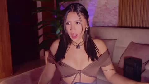 Snapshot of soy_daniela1 chatting on July 9, 2:48 am Daniela online show from July 9, 2:48 am