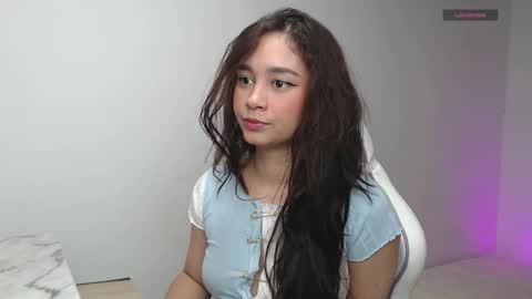 Snapshot of soy_mariana_ chatting on September 16, 6:14 am M A R I A N A online show from September 16, 6:14 am