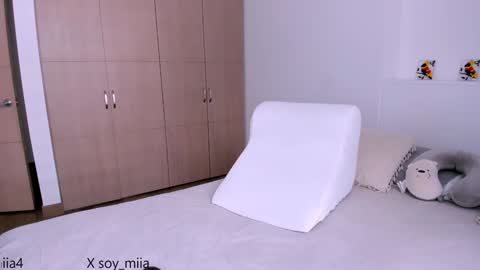 MIA online show from January 27, 8:39 pm