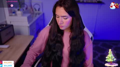 Luisa    online show from January 9, 9:05 pm