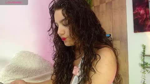 greeicy online show from April 26, 4:21 am