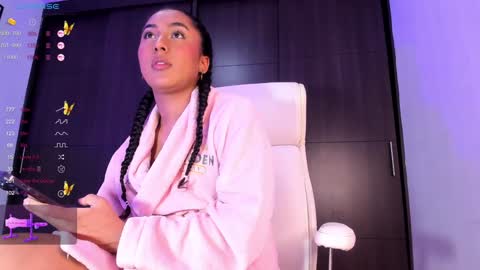 Juliana online show from December 5, 8:22 pm