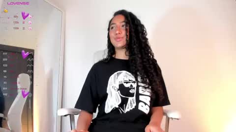 Juliana online show from September 13, 2:50 pm