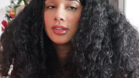 You want to talk to me more personal follow me in My Channel VIP  50 the discount       online show from December 27, 5:16 pm