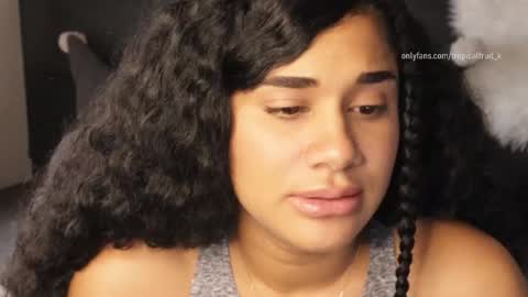 Snapshot of soytropicalfruit chatting on January 15, 9:07 pm You want to talk to me more personal follow me in My Channel VIP 50 the discount online show from January 15, 9:07 pm