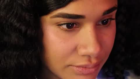 Snapshot of soytropicalfruit chatting on February 3, 12:09 am You want to talk to me more personal follow me in My Channel VIP 50 the discount online show from February 3, 12:09 am