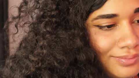 Snapshot of soytropicalfruit chatting on February 10, 10:36 pm You want to talk to me more personal follow me in My Channel VIP 50 the discount online show from February 10, 10:36 pm