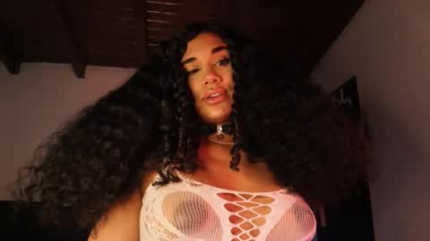 Snapshot of soytropicalfruit chatting on February 11, 10:37 pm You want to talk to me more personal follow me in My Channel VIP 50 the discount online show from February 11, 10:37 pm