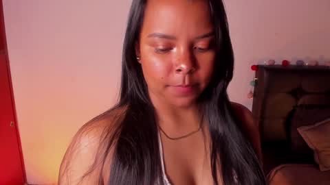 Snapshot of soytucolor chatting on January 22, 1:20 am Paula add me on snap online show from January 22, 1:20 am