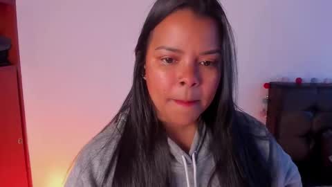 Snapshot of soytucolor chatting on February 16, 12:32 pm Paula add me on snap online show from February 16, 12:32 pm