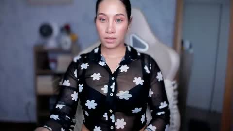 Snapshot of soytulu_ chatting on June 14, 11:18 pm brisa s online show from June 14, 11:18 pm