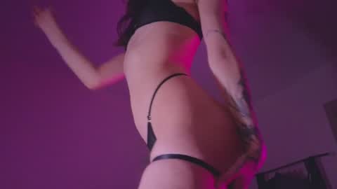 Roxy online show from December 10, 7:11 pm