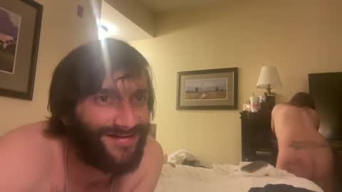 Snapshot of spacecase843 chatting on February 5, 5:30 am TrndSettrz online show from February 5, 5:30 am