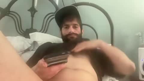 Snapshot of spacecase843 chatting on March 2, 6:19 pm TrndSettrz online show from March 2, 6:19 pm