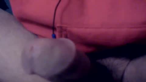 Snapshot of spacecase843 chatting on March 4, 9:18 am TrndSettrz online show from March 4, 9:18 am