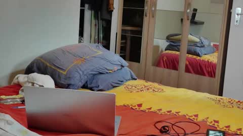 xoan online show from October 16, 5:25 pm