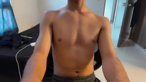 Snapshot of spaiseebuhnaanuh chatting on September 13, 6:29 pm Roger online show from September 13, 6:29 pm