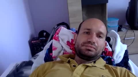 Snaiky online show from May 25, 9:15 am