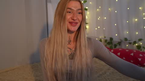 Snapshot of sparks__daisy chatting on January 4, 9:31 pm DAISY online show from January 4, 9:31 pm