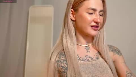 Snapshot of sparks__daisy chatting on March 7, 4:11 pm DAISY online show from March 7, 4:11 pm