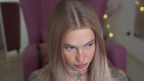 Snapshot of sparks__daisy chatting on March 9, 4:44 pm DAISY online show from March 9, 4:44 pm