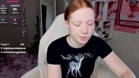 Snapshot of sparky_fox chatting on July 29, 12:09 am Nika online show from July 29, 12:09 am