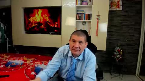 Snapshot of spartandaddy48 chatting on January 14, 8:53 am Spartan online show from January 14, 8:53 am