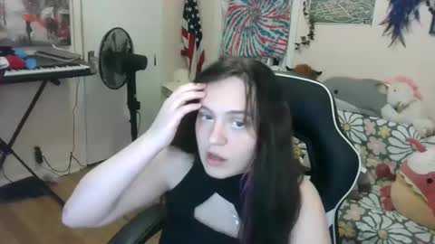 Snapshot of spawnofademon chatting on January 2, 8:28 am spawnofademon online show from January 2, 8:28 am