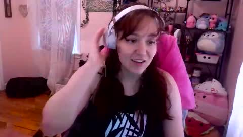 Snapshot of spawnofademon chatting on May 6, 2:22 pm spawnofademon online show from May 6, 2:22 pm