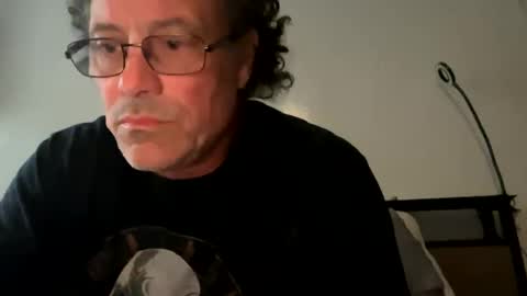 Snapshot of specter1972 chatting on November 12, 10:15 am specter1972 online show from November 12, 10:15 am