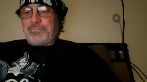 Snapshot of specter1972 chatting on March 7, 11:46 pm specter1972 online show from March 7, 11:46 pm