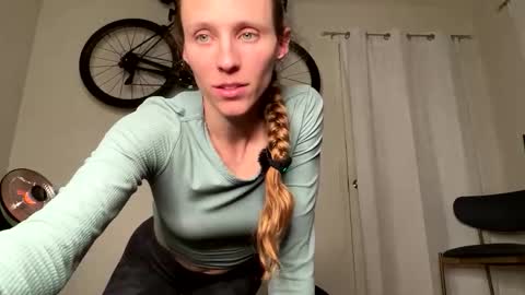 Cycling Couple online show from February 1, 4:55 am