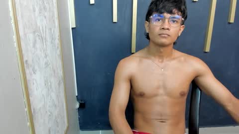 Snapshot of spencer__19 chatting on December 13, 8:04 pm Spencer online show from December 13, 8:04 pm