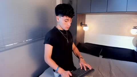 Spencer  online show from June 5, 8:58 pm