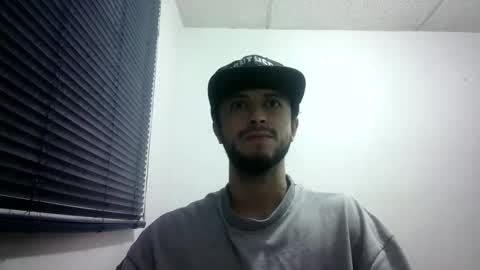 sperm_donor94 online show from January 7, 11:07 pm