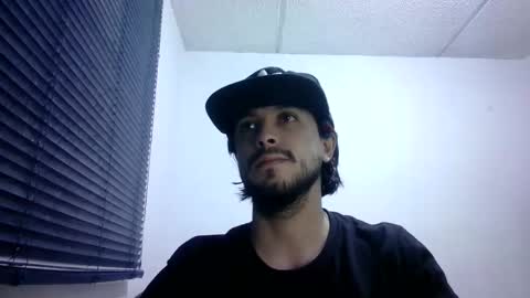 Snapshot of sperm_donor94 chatting on May 9, 6:07 am sperm_donor94 online show from May 9, 6:07 am