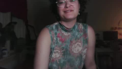 Snapshot of spiceberrybb chatting on October 18, 2:36 am spiceberrybb online show from October 18, 2:36 am