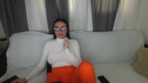 Snapshot of spicemint chatting on February 9, 1:37 pm Carla online show from February 9, 1:37 pm