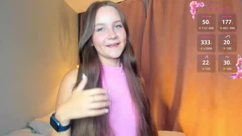 Snapshot of spiceofalex chatting on September 11, 4:40 pm Elva online show from September 11, 4:40 pm