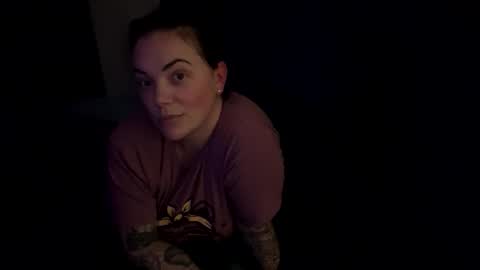 Snapshot of spiceywifex chatting on February 14, 1:24 am SpiceywifeX online show from February 14, 1:24 am