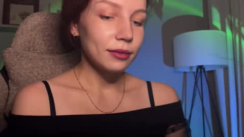 Snapshot of spicy___caramel chatting on October 25, 4:35 pm spicy___caramel online show from October 25, 4:35 pm