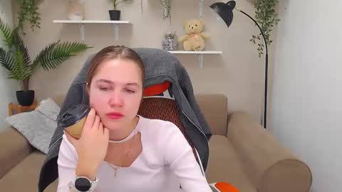 spicy_lexi online show from October 9, 6:22 am