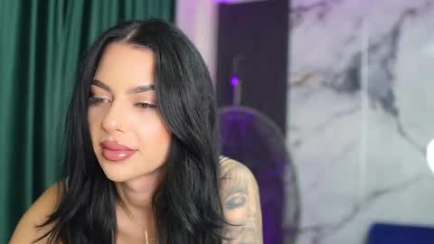 Snapshot of spicy_maple chatting on October 31, 8:10 pm Spicy Maple online show from October 31, 8:10 pm