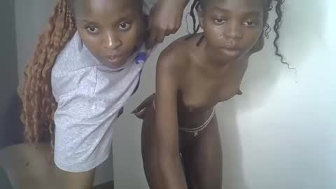 Snapshot of spicybobolishia_ chatting on April 10, 5:17 pm Bobo online show from April 10, 5:17 pm