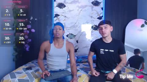 Snapshot of spicyboys_ chatting on September 22, 8:55 pm online show from September 22, 8:55 pm