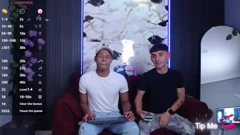 Snapshot of spicyboys_ chatting on September 29, 12:05 am online show from September 29, 12:05 am