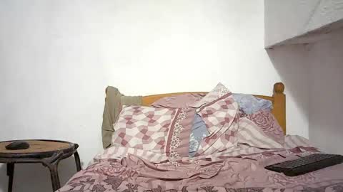 spicybuoy online show from April 10, 5:17 pm