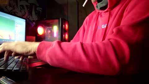 Snapshot of spicyfox420 chatting on October 9, 4:16 pm SpicyFox420 online show from October 9, 4:16 pm