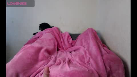 Snapshot of spicynice420 chatting on September 10, 12:27 pm spicynice420 online show from September 10, 12:27 pm